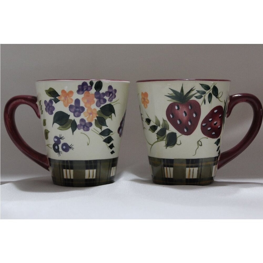 Vintage Oneida Strawberry Plaid Coffee Mugs